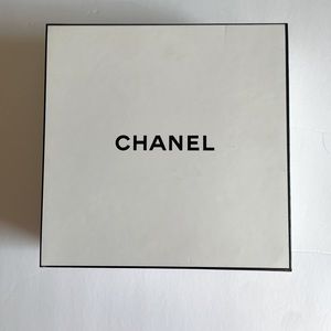 Chanel Box
